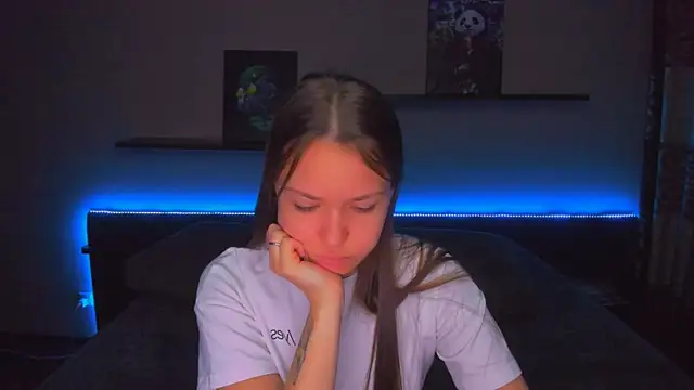 AlexaBarkley online show from February 2026 12:30:02 AM