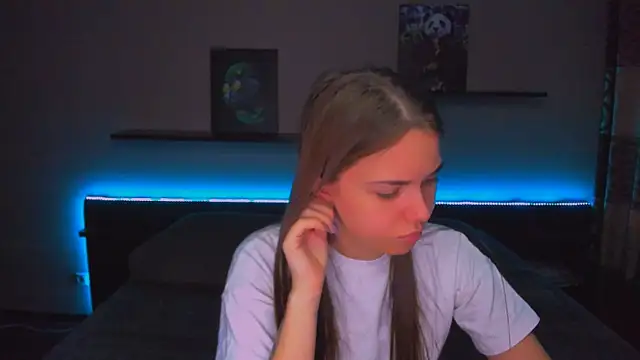 AlexaBarkley online show from March 2026 12:29:01 AM