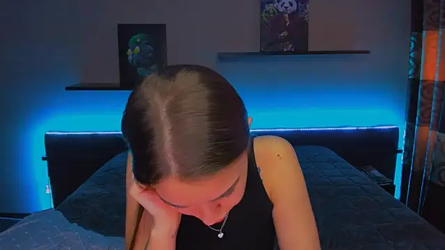 AlexaBarkley online show from February 2025 06:19:01 AM