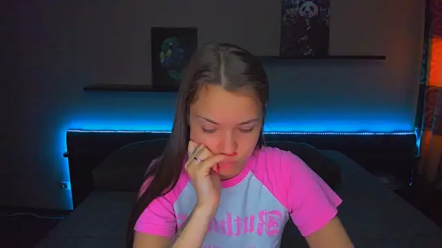 AlexaBarkley online show from March 2026 12:34:02 AM