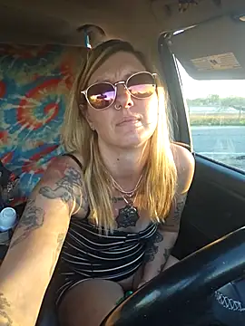 SheIsSomething online show from January 2026 12:26:02 AM