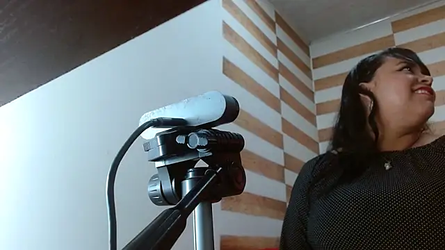 Candy browm1 online show from February 2025 12:36:01 PM