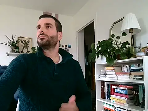 Snapshot of Simon-tem chatting on January 2026 01:50:02 PM Simon-tem online show from January 2026 01:50:02 PM