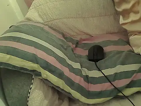 Alexiadreamer online show from December 2025 05:01:01 PM