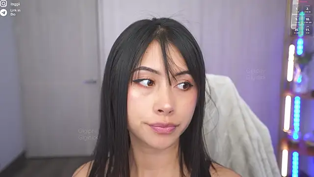 Snapshot of Gigi_ohlala chatting on September 2025 07:58:02 PM Gigi ohlala online show from September 2025 07:58:02 PM