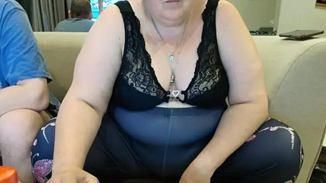 HotBiPaar online show from June 2026 04:55:02 PM