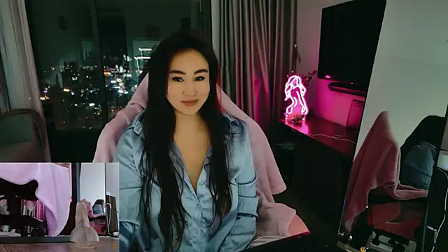 AsianQueens online show from December 2025 02:52:01 PM