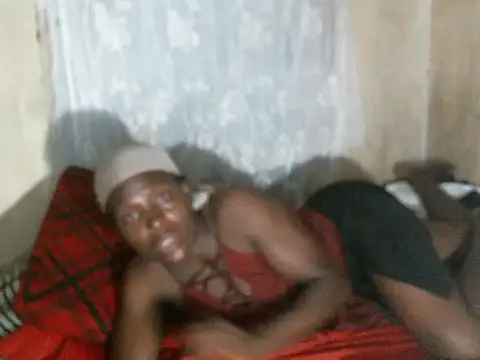 cute-shamza online show from February 2026 05:19:02 PM