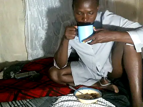 cute-shamza online show from February 2026 04:45:01 AM