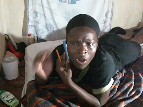 cute-shamza online show from December 2025 04:51:02 AM