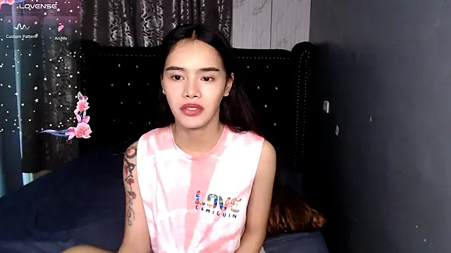 shecutie69 online show from December 2025 02:22:01 AM