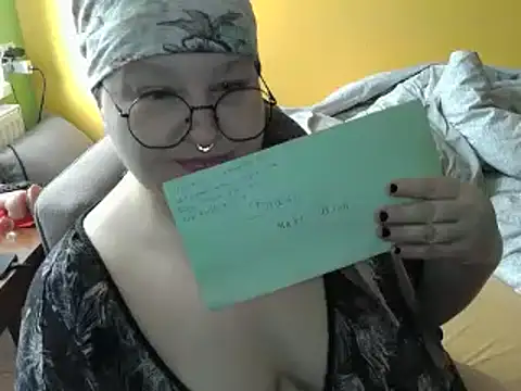 Snapshot of ThickBones chatting on February 2025 10:03:02 AM ThickBones online show from February 2025 10:03:02 AM