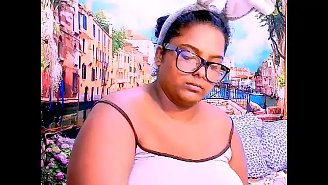 Indianfairy99 online show from April 2026 05:50:02 PM