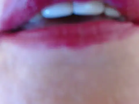 keiila  online show from November 2025 02:39:02 AM