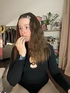 sweetest pie online show from November 2025 06:41:02 PM