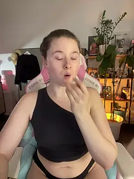 sweetest pie online show from March 2026 09:27:01 PM