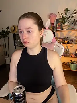 sweetest pie online show from November 2025 12:36:01 AM