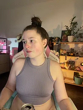 sweetest pie online show from May 2026 08:12:01 PM