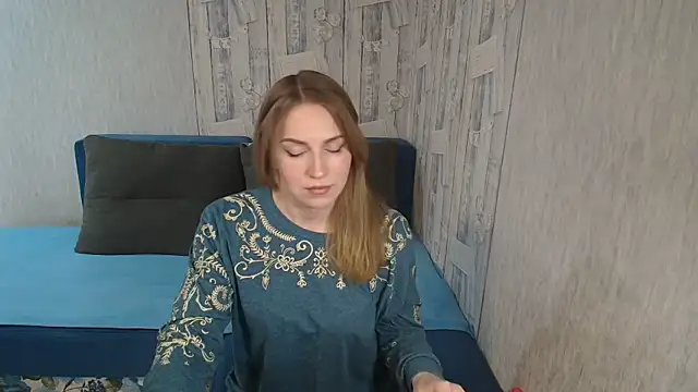 Pilly green  online show from March 2026 05:44:01 AM