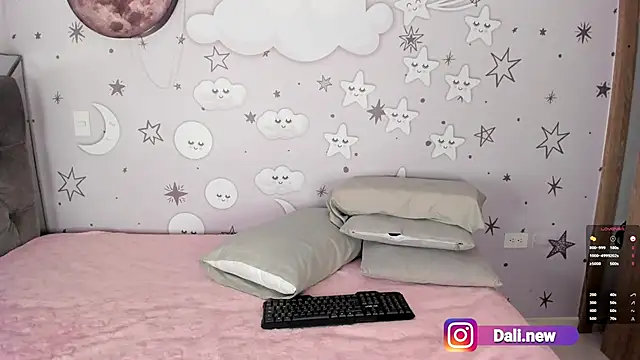Snapshot of daliz_20_z chatting on October 2025 05:49:01 AM daliz 20 z online show from October 2025 05:49:01 AM