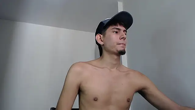 Snapshot of imdavo23 chatting on October 2025 05:06:01 PM imdavo23 online show from October 2025 05:06:01 PM