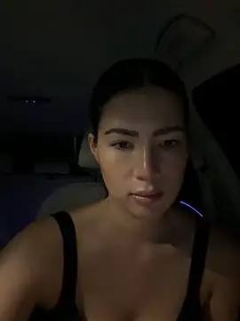 clairewntr online show from December 2025 08:53:02 PM