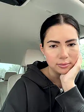 clairewntr online show from October 2025 03:36:02 PM