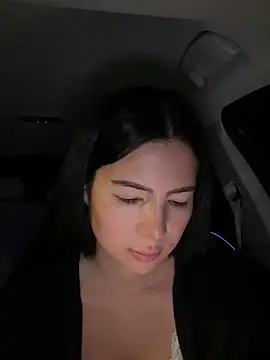 clairewntr online show from November 2025 08:20:02 PM