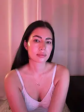 Snapshot of clairewntr chatting on April 2026 08:22:01 PM clairewntr online show from April 2026 08:22:01 PM
