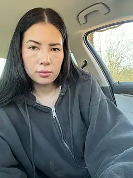 clairewntr online show from February 2026 12:16:01 PM