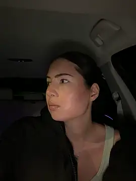 clairewntr online show from November 2025 09:09:02 PM