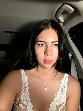 clairewntr online show from November 2025 08:02:01 PM