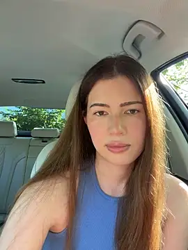 Snapshot of clairewntr chatting on May 2026 03:32:01 PM clairewntr online show from May 2026 03:32:01 PM