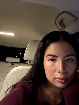 clairewntr online show from October 2025 03:52:01 AM
