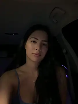 clairewntr online show from April 2026 08:21:01 PM