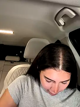 clairewntr online show from October 2025 06:53:02 PM