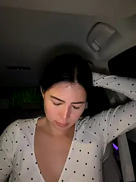 clairewntr online show from November 2025 08:53:01 PM