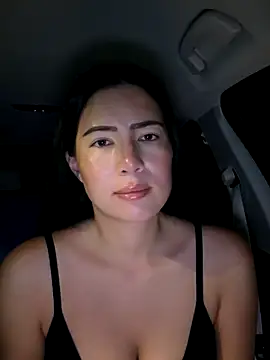 clairewntr online show from December 2025 09:01:02 PM