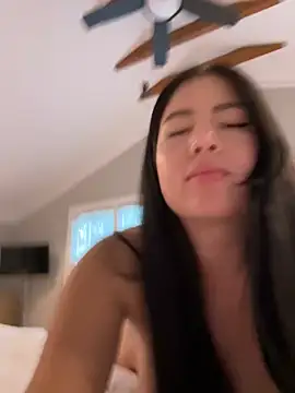 clairewntr online show from February 2025 10:44:02 PM