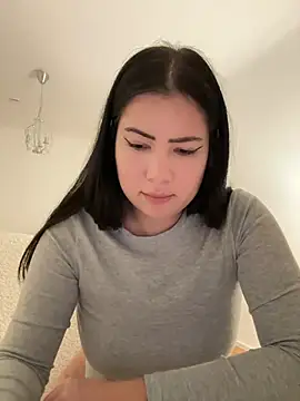 clairewntr online show from January 2025 10:39:01 PM