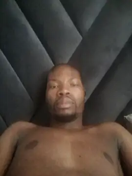 Snapshot of Malibongwe17 chatting on December 2025 08:02:01 AM Malibongwe17 online show from December 2025 08:02:01 AM