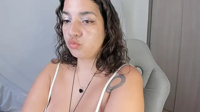 carmesix online show from May 2026 02:46:01 PM