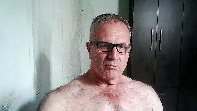 Snapshot of eduar570 chatting on January 2026 04:21:02 PM eduar570 online show from January 2026 04:21:02 PM