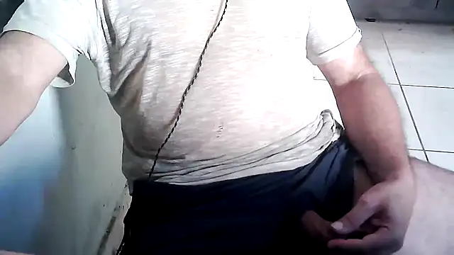 eduar570 online show from April 2026 01:15:02 PM