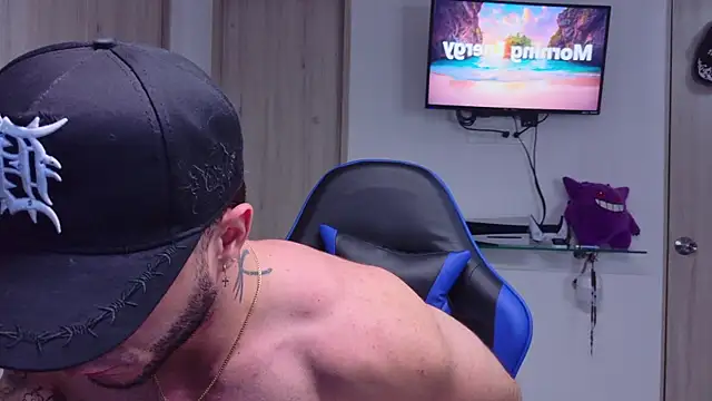 Snapshot of Latino_stud4u chatting on July 2026 12:17:01 PM Latino stud4u online show from July 2026 12:17:01 PM