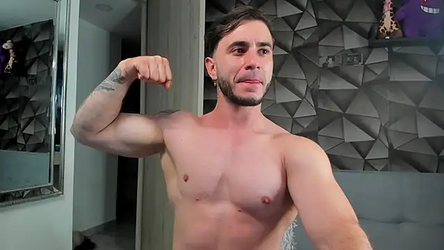 Latino stud4u online show from March 2026 04:20:02 AM