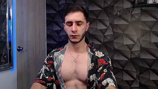 Latino stud4u online show from November 2025 01:15:02 PM