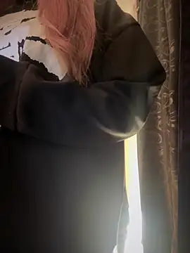  Danna online show from November 2025 01:09:01 AM