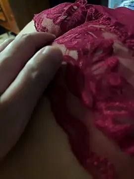 LovlyAnnie online show from December 2025 05:41:01 AM