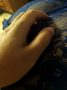 Snapshot of LovlyAnnie chatting on December 2025 06:05:01 AM LovlyAnnie online show from December 2025 06:05:01 AM